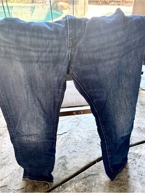 Boss Straight Fit Jeans in Deep Indigo Blue